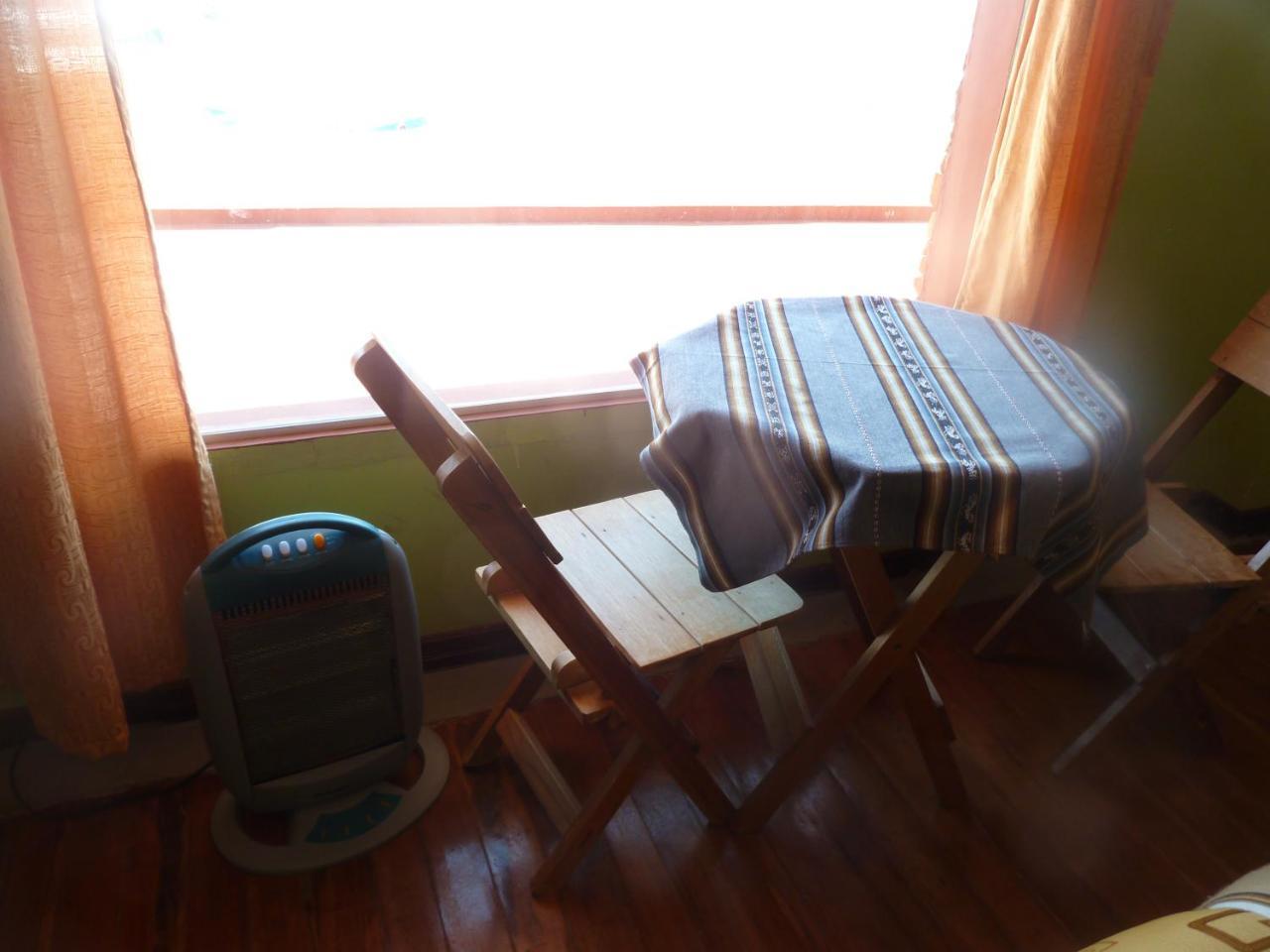 Hostal Puerto Yumani Hotel Isla del Sol Ngoại thất bức ảnh